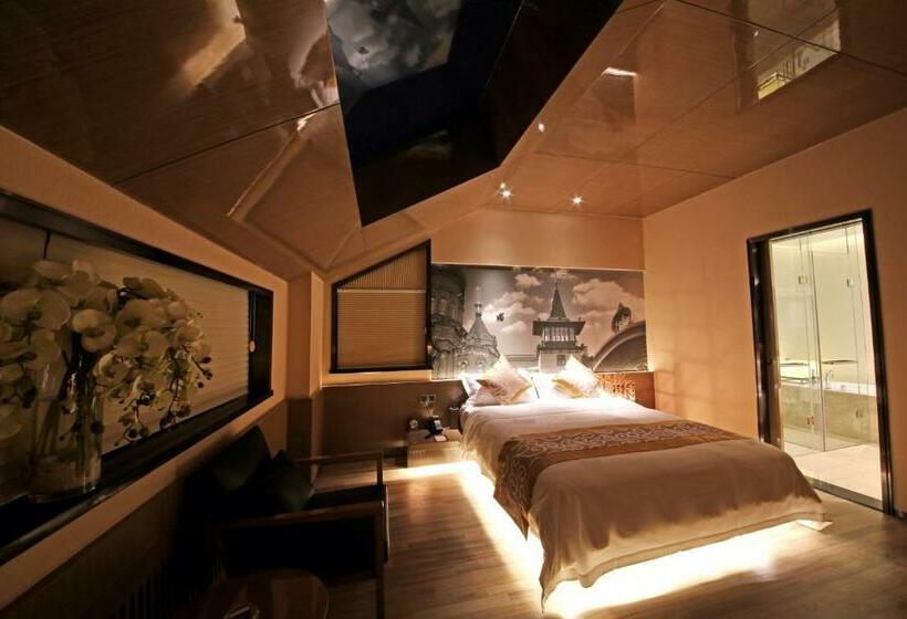 Camera Deluxe, Harbin Kai Rui