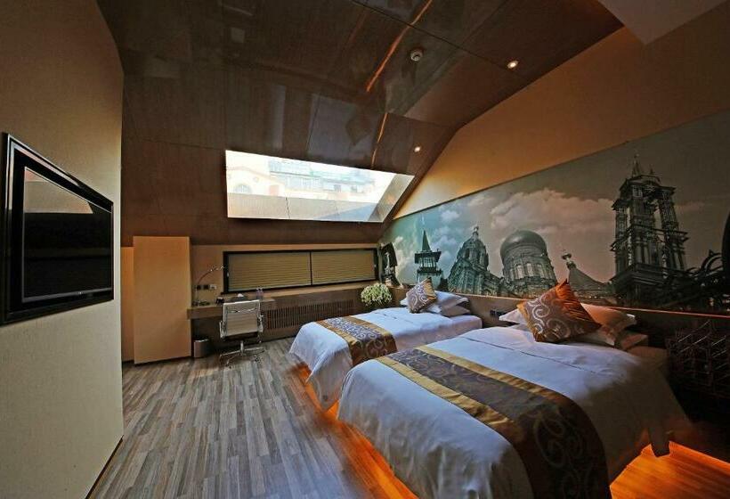 Camera Familiare, Harbin Kai Rui