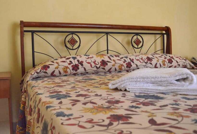 Четырехместный Номер Стандарт, B&b Scalea Rooms