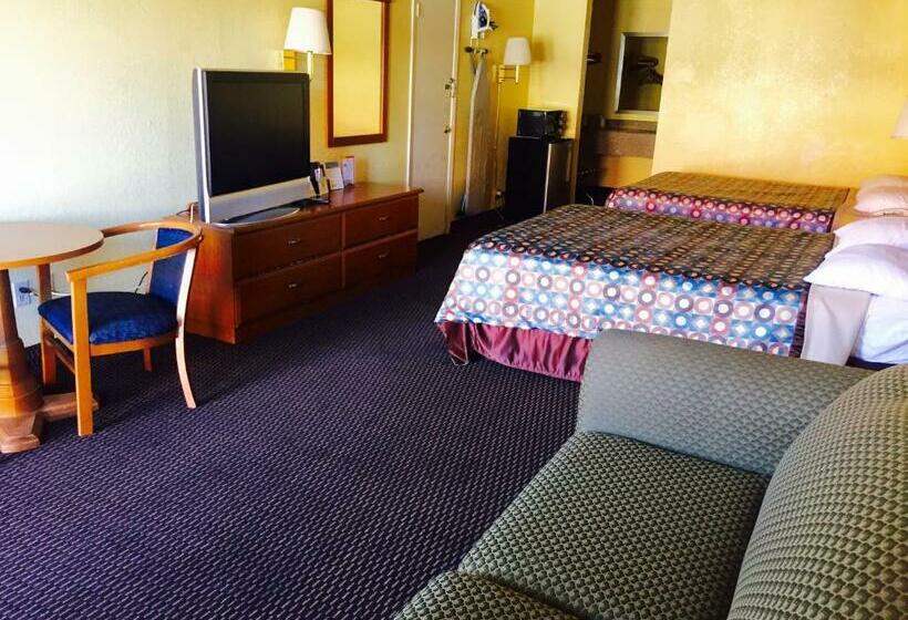 Студия Стандарт, Travelodge By Wyndham New Braunfels