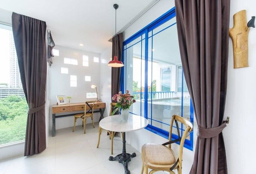 Номер Deluxe Вид на Море, Costa Village Bangsaray