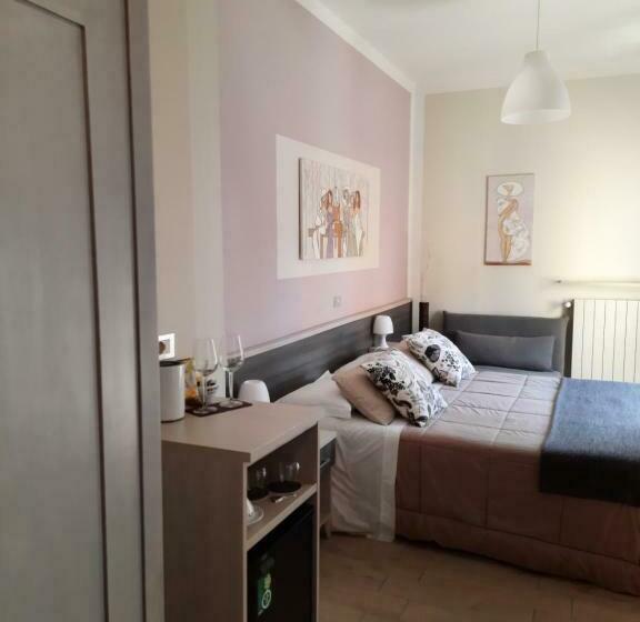 اتاق استاندارد, Art Hotel Pietrasanta