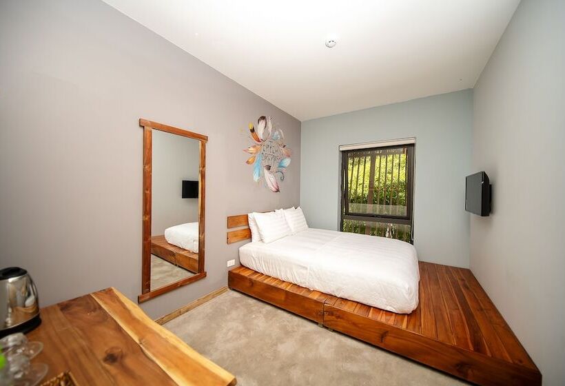 اتاق لوکس, 9station Hostel & Bar Phu Quoc