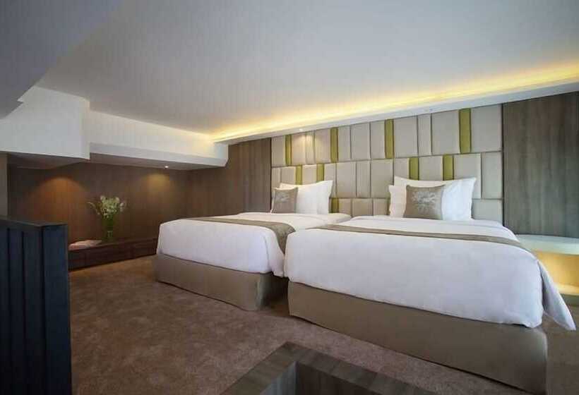 سوییت خانوادگی, The Crystal Luxury Bay Resort Nusa Dua