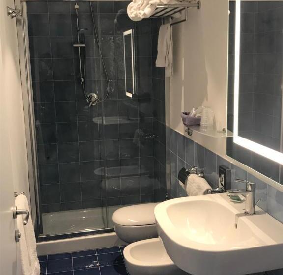 اتاق استاندارد اینتریور, Victoria Place