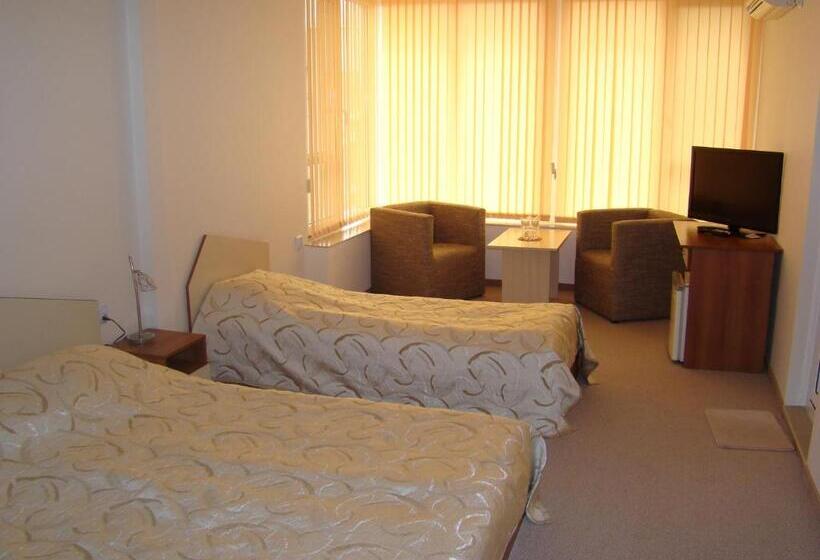 小型套房, Family Hotel Kedara