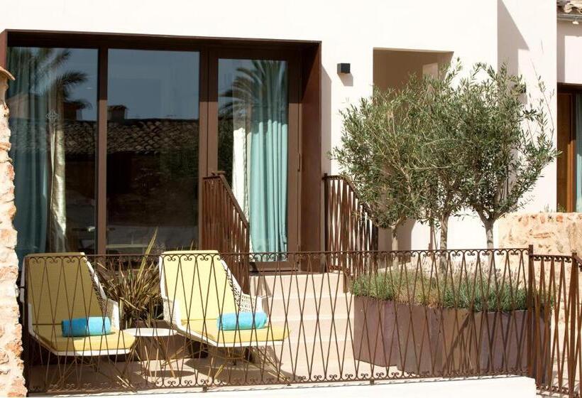 جناح جونيور ديلوكس, Sa Creu Nova Petit Palais Art & Spa