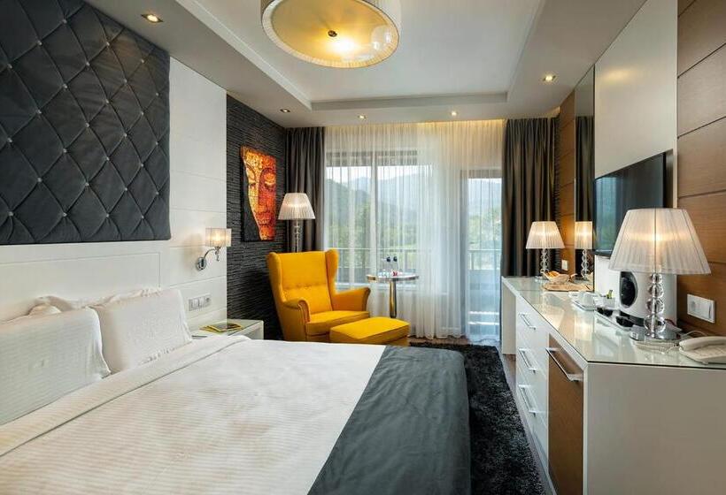 Номер Deluxe с Балконом, Family Hotel Strannopriemnitza