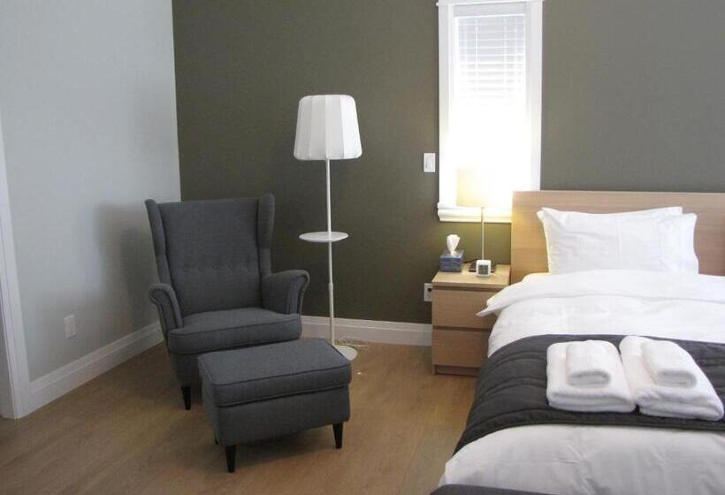 キングサイズベッドのスタンダードルーム, Riverfront Bed And Breakfast