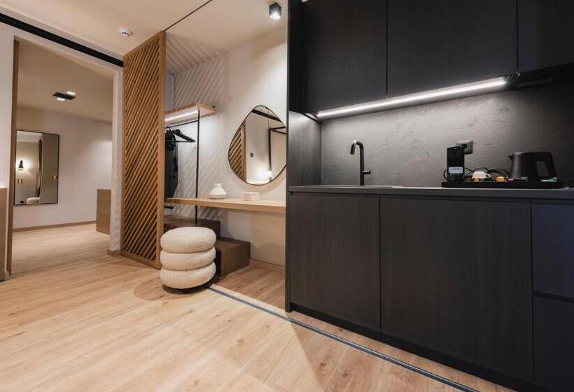 Президентский Люкс, Revi Mountain Resort