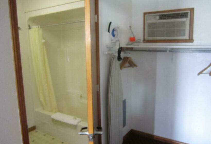 Номер Deluxe, Bishops Country Inn Motel