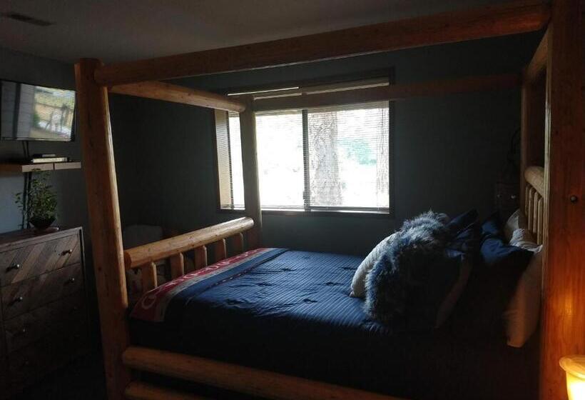 Номер Стандарт, Wildwood Farm Bed & Breakfast
