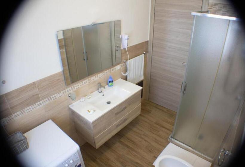 اتاق استاندارد با تراس, Skurà   Holiday Rooms
