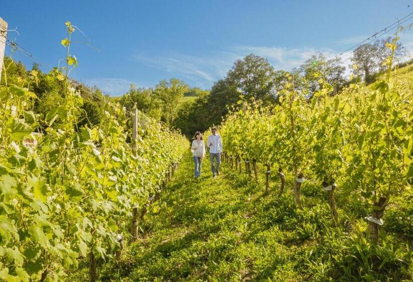Люкс Вид на Сад, Garesio Wine Resort