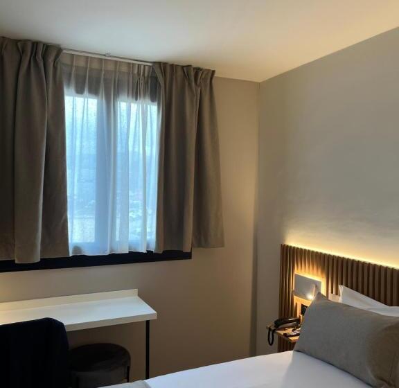 غرفة سوبيريور, Hôtel Le Relais Des Brasseurs   Aubagne