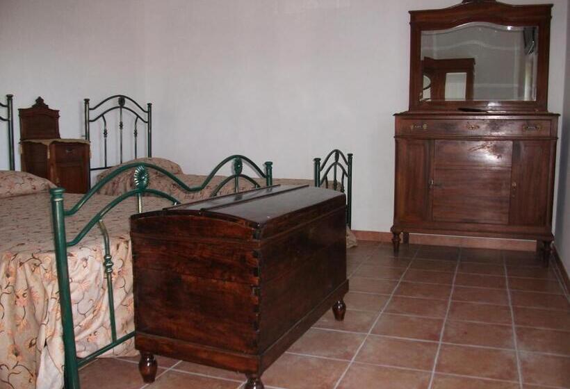 Трехместный Номер Классика, Villa Delle Rose B&b