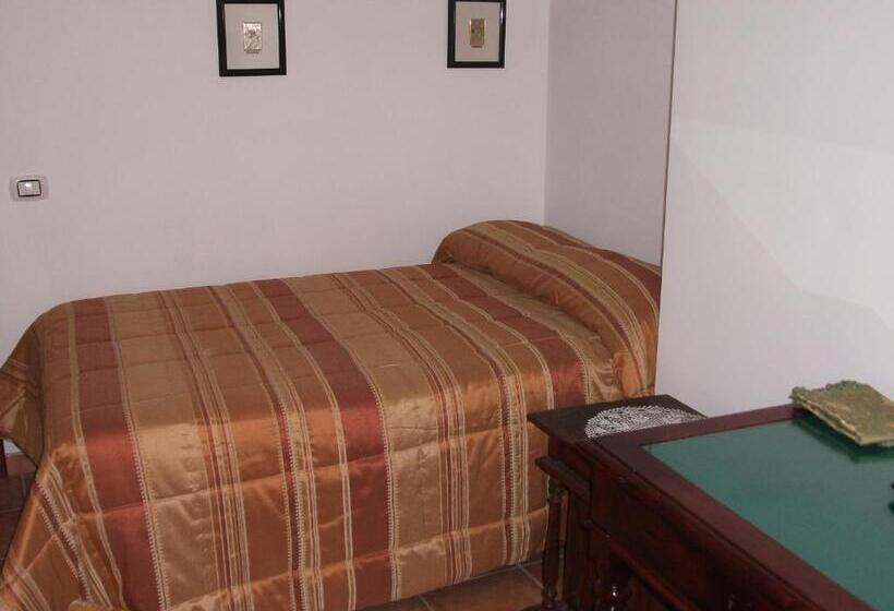 Номер Deluxe Одноместный, Villa Delle Rose B&b