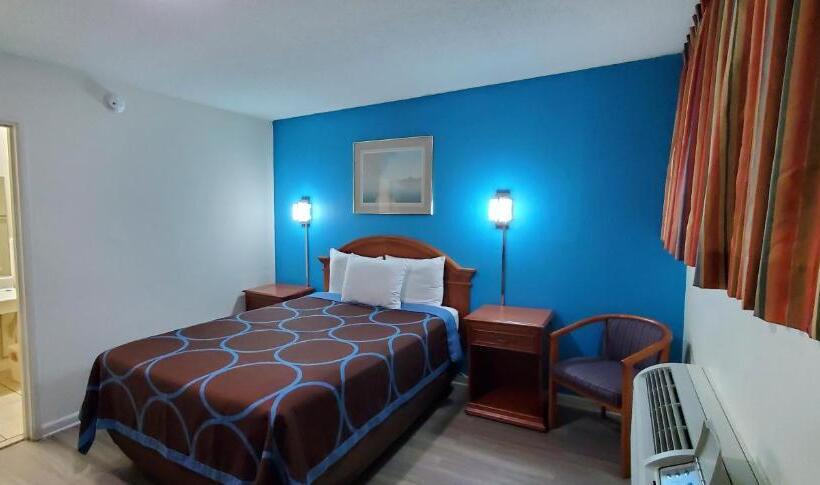 Номер Стандарт, American Inn