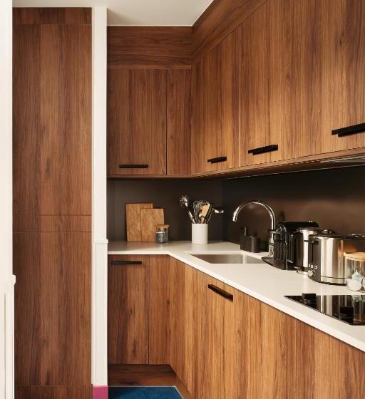 デラックススタジオ, Edgar Suites Montrouge