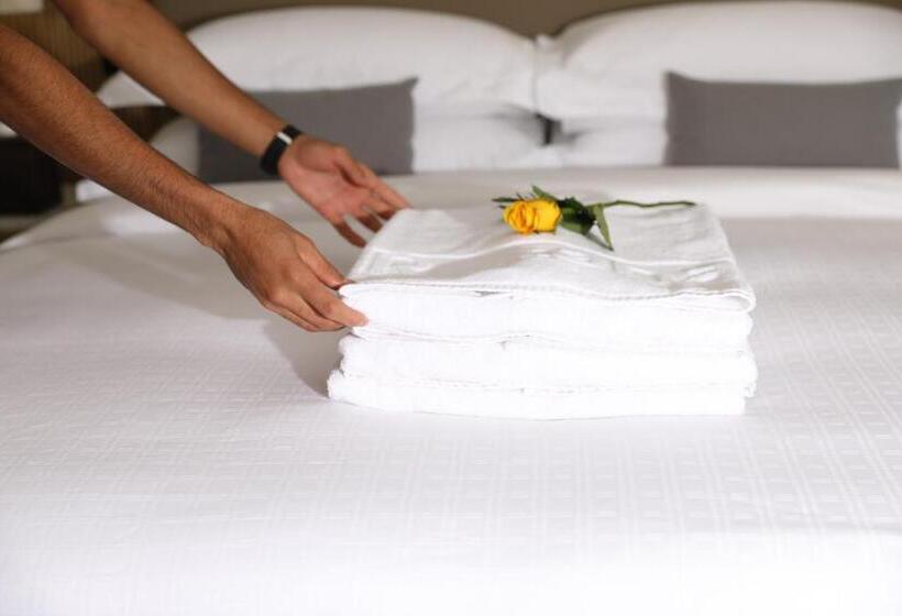 סוויטת 2 חדרי שינה, Rotana Al Manakha Madinah