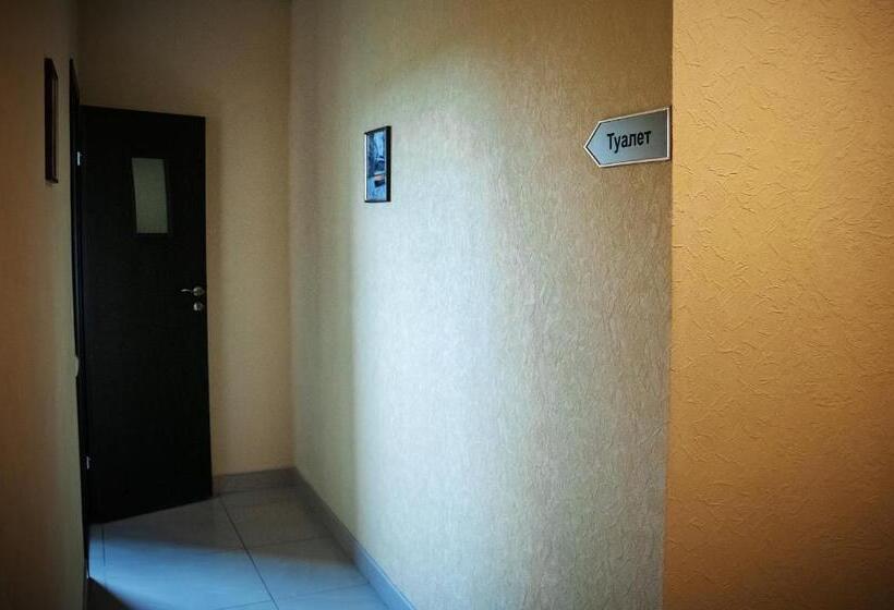 اتاق استاندارد سه نفره, Avto Spa