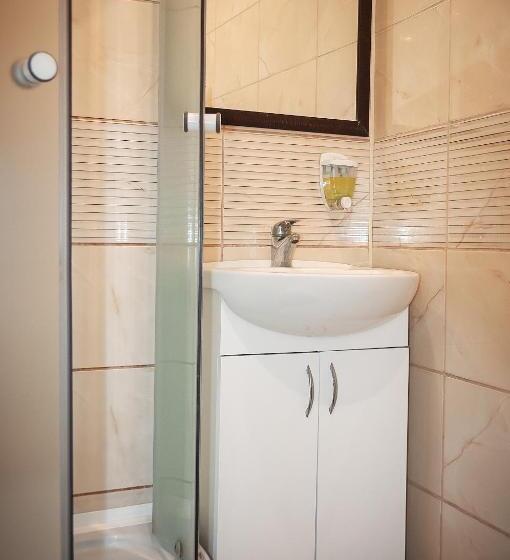 اتاق اکونومی, Avto Spa