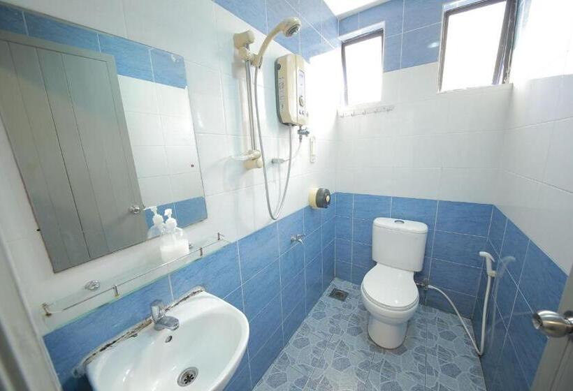 اتاق لوکس, Skudai