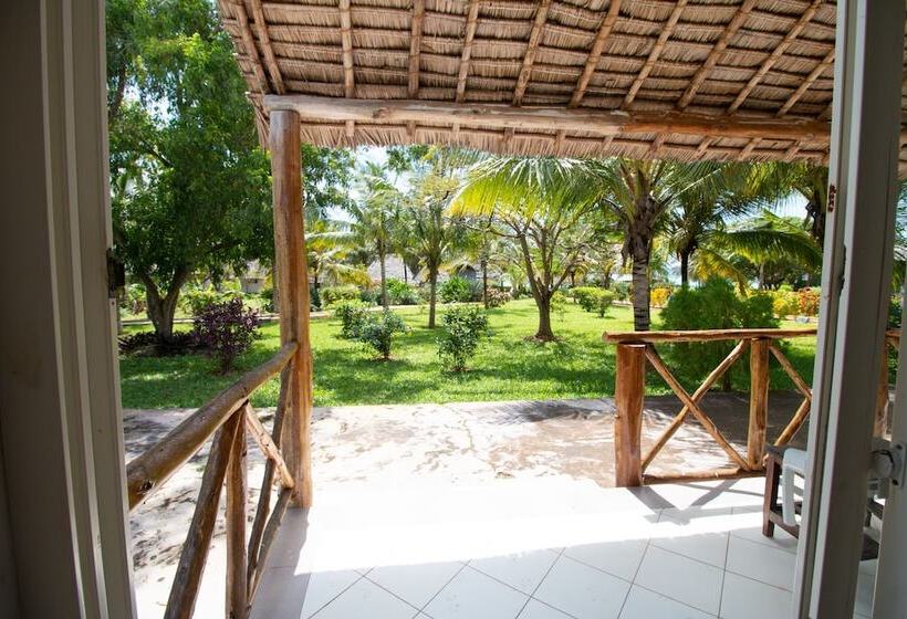 Номер Deluxe, Tanzanite Beach Resort