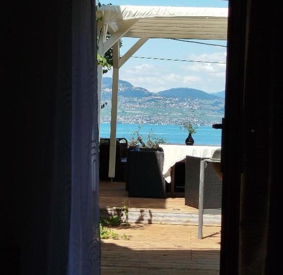 Номер Стандарт, Grange Du Lac