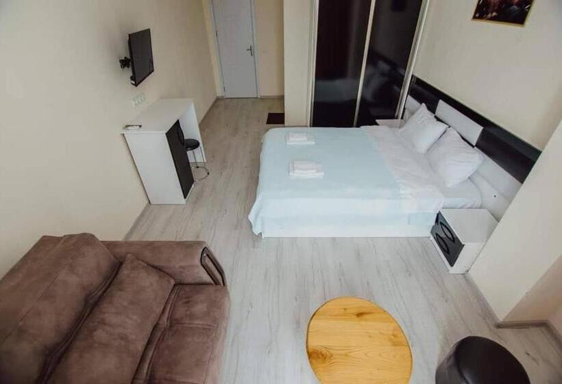 اتاق لوکس, Mimino Hotel Batumi