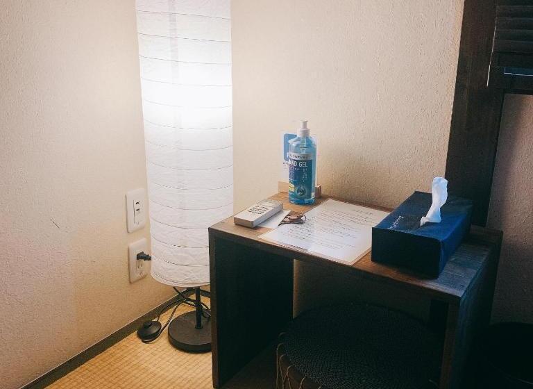 Номер Стандарт, Hilo Hostel