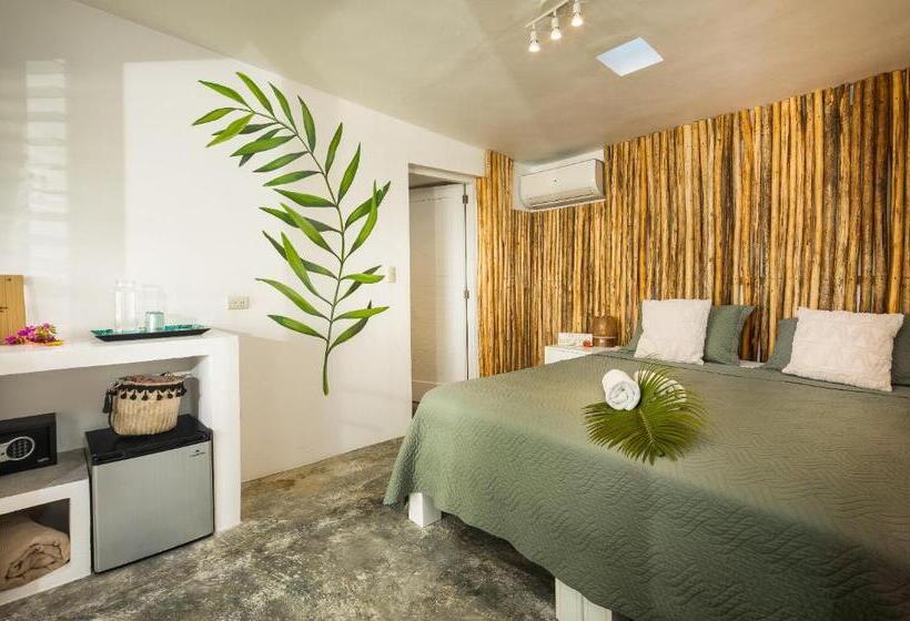 غرفة قياسية, El Encuentro Surf Lodge