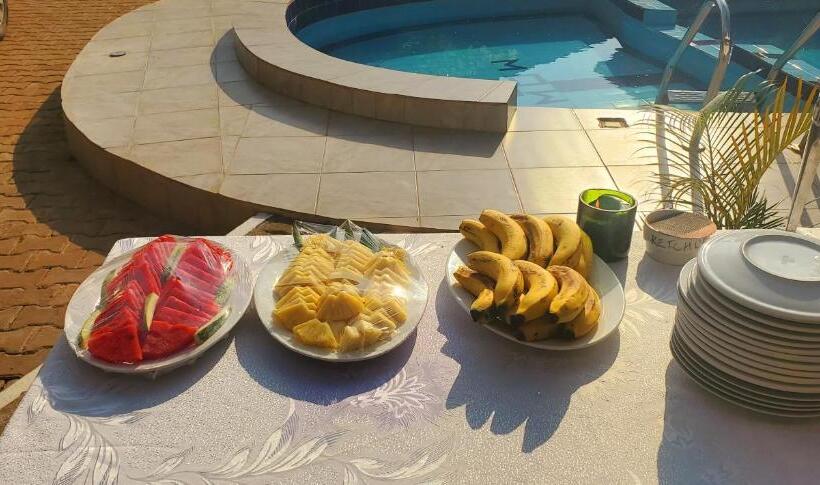 اتاق استاندارد سه نفره, Mowicribs Hotel And Spa