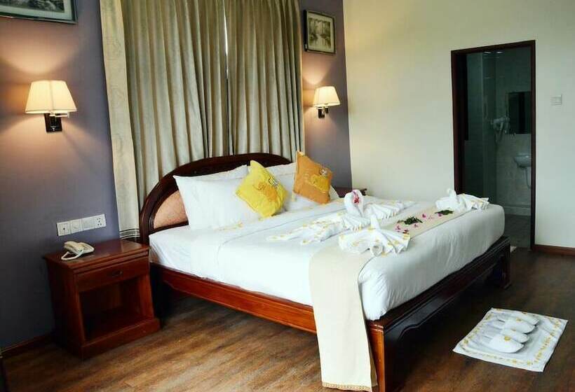 اتاق سوپریور, Nwe Waddy Hotel Pyin Oo Lwin