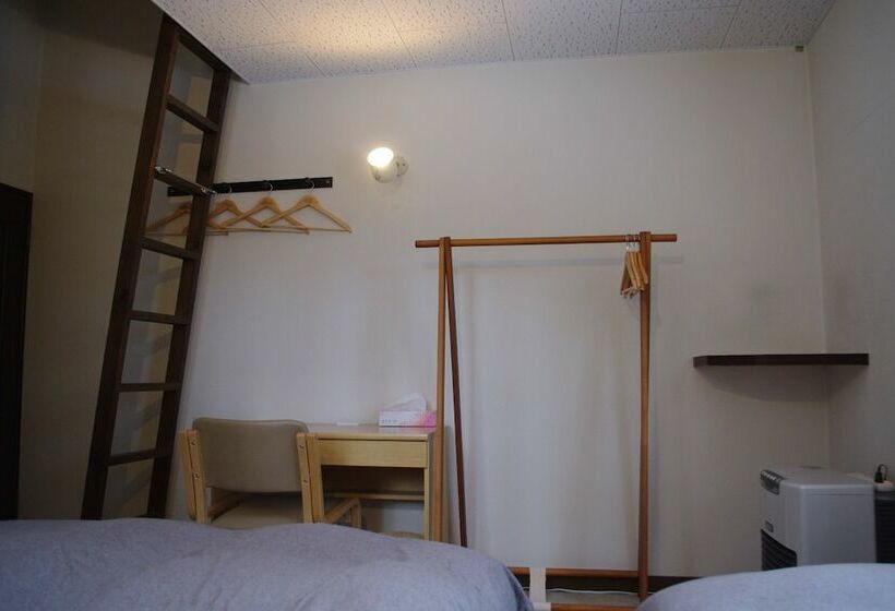 四人标准间, Sunny Side Hut