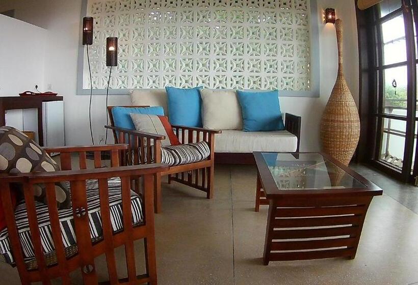 Quarto Familiar Vista Mar, Little Tamarind