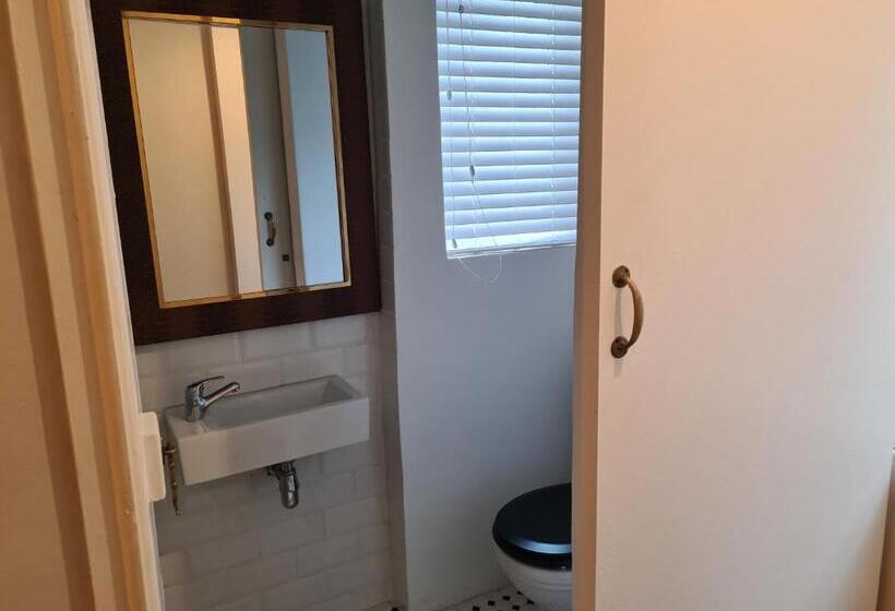 Люкс Повышенной Комфортности, Smithgrove Guesthouse