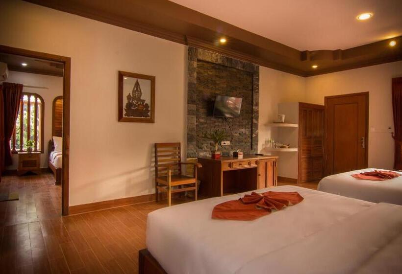 سوییت خانوادگی, Ravorn Villa Boutique