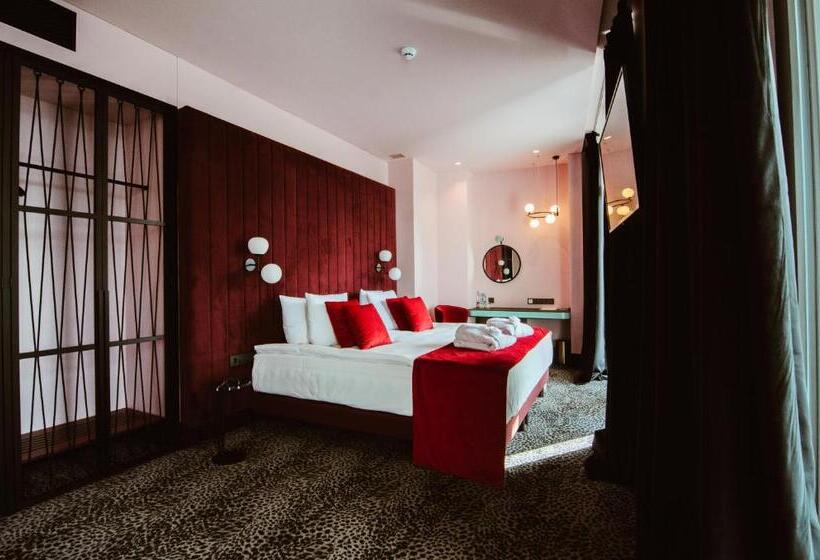 سوییت جونیور با بالکن, Vytautas Mineral Spa