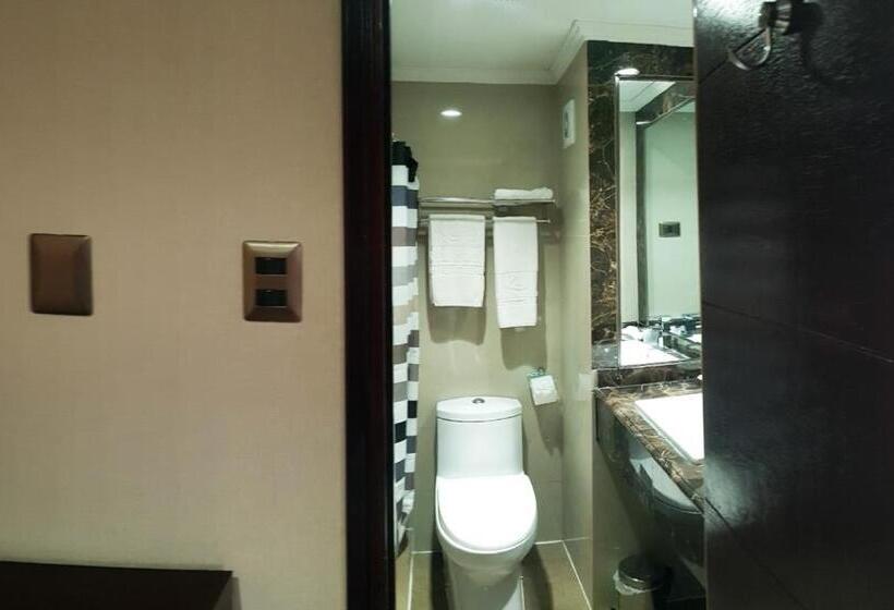سوئیت با تخت بزرگ, Costa Pacifico   Express