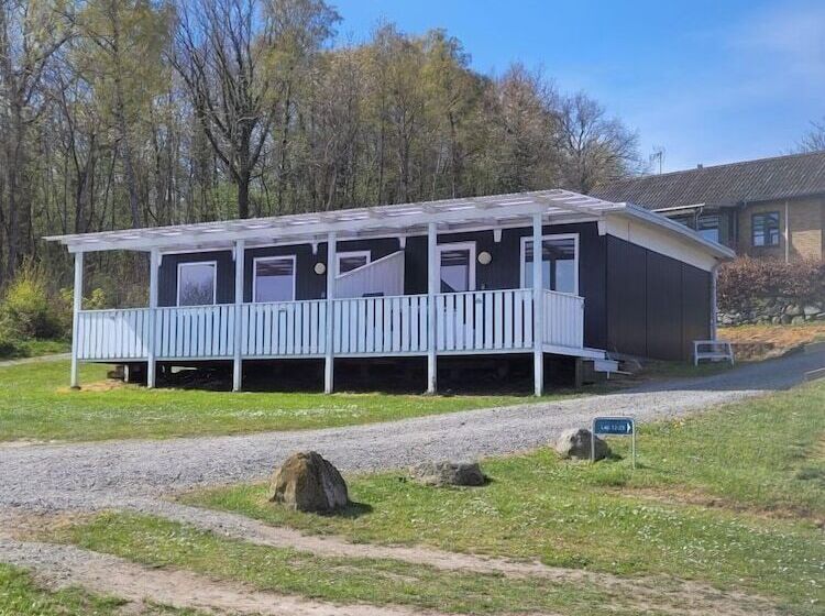패밀리 아파트, Feriecenter Bornholm Aps