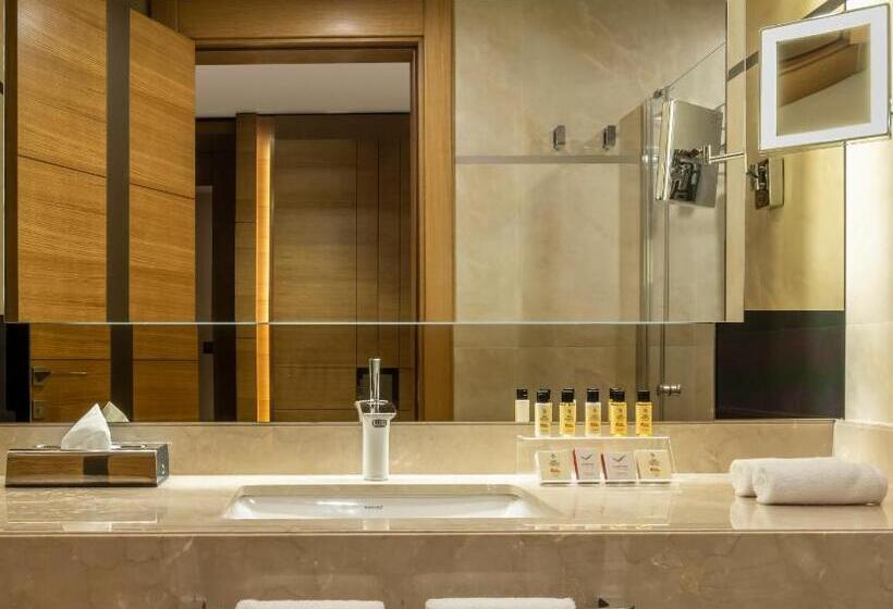 Номер Superior, Mövenpick Hotel & Thermal Spa Bursa