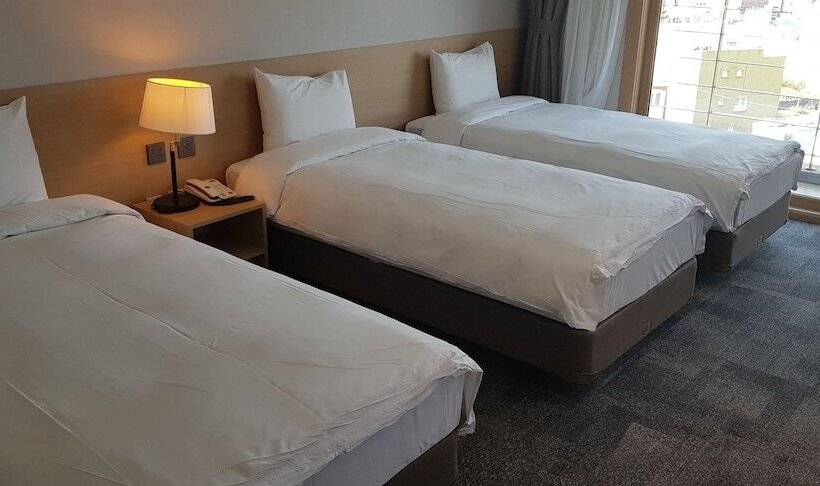 Трехместный Номер Deluxe, The Best Jeju Seongsan
