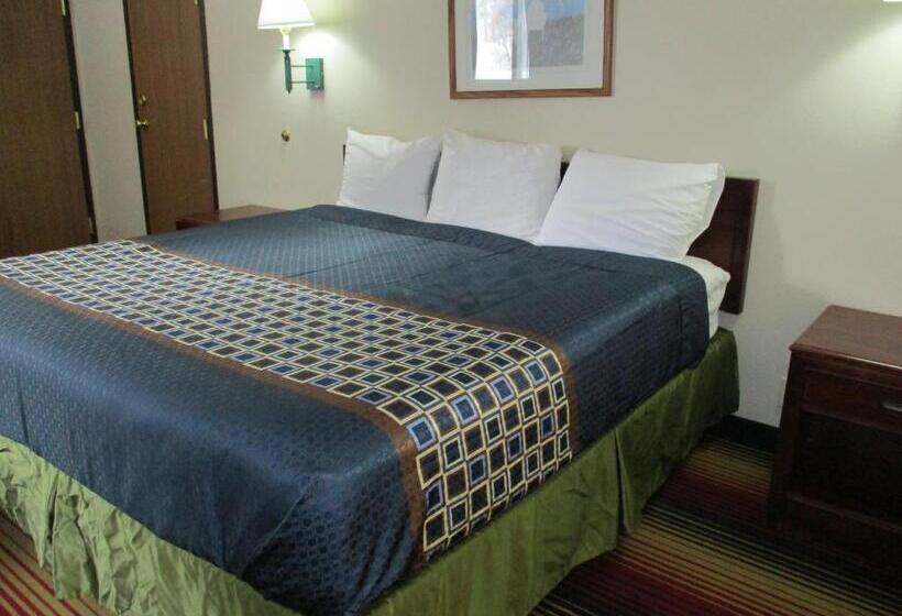 Стандартный Номер Кровать Кинг, Travelodge By Wyndham Spirit Lake/okoboji