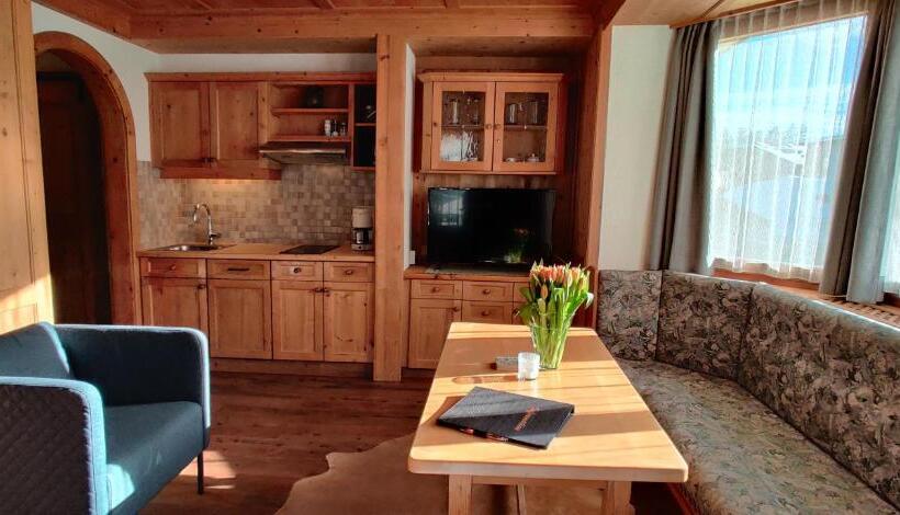 Апартаменты 1 Спальня с Террасой, Zomm In Seefeld