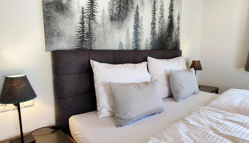 اتاق لوکس با بالکن, Zomm In Seefeld