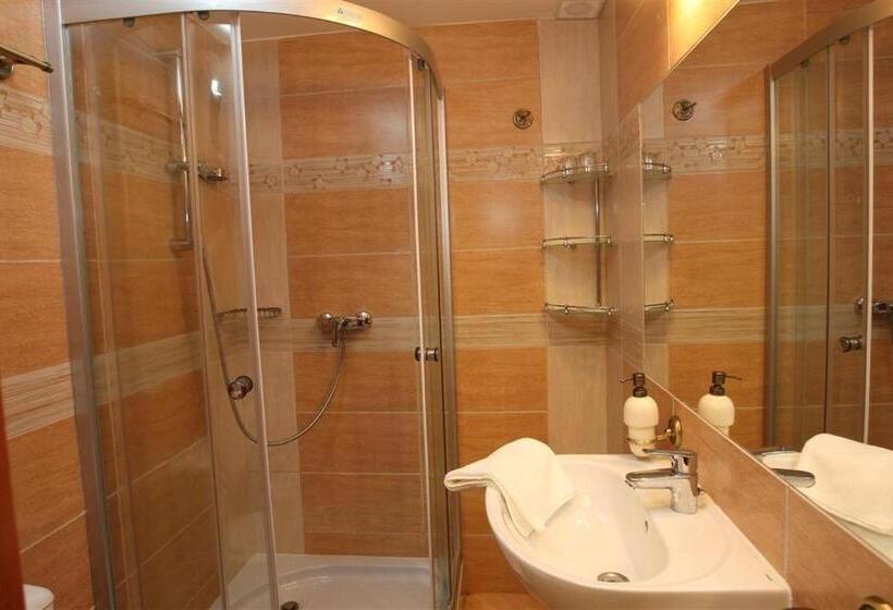Номер Стандарт, Egri Korona Borház és Wellness