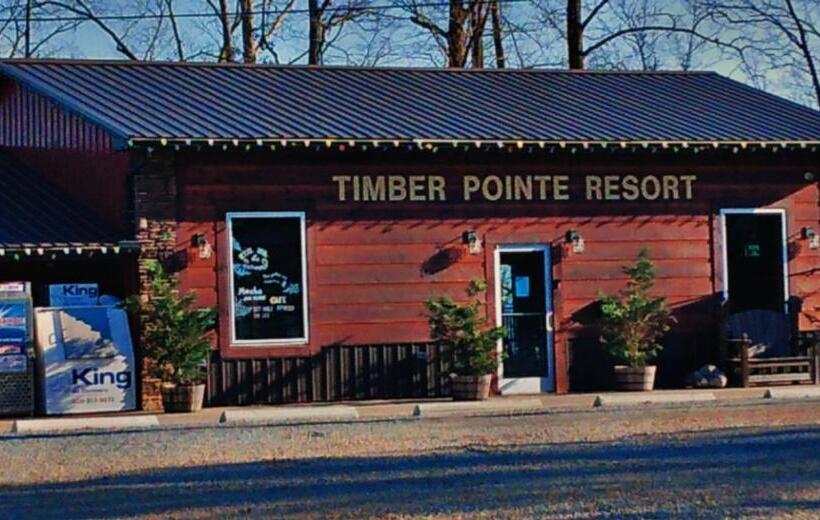 Номер Стандарт Вид на Бассейн, Timber Pointe Resort