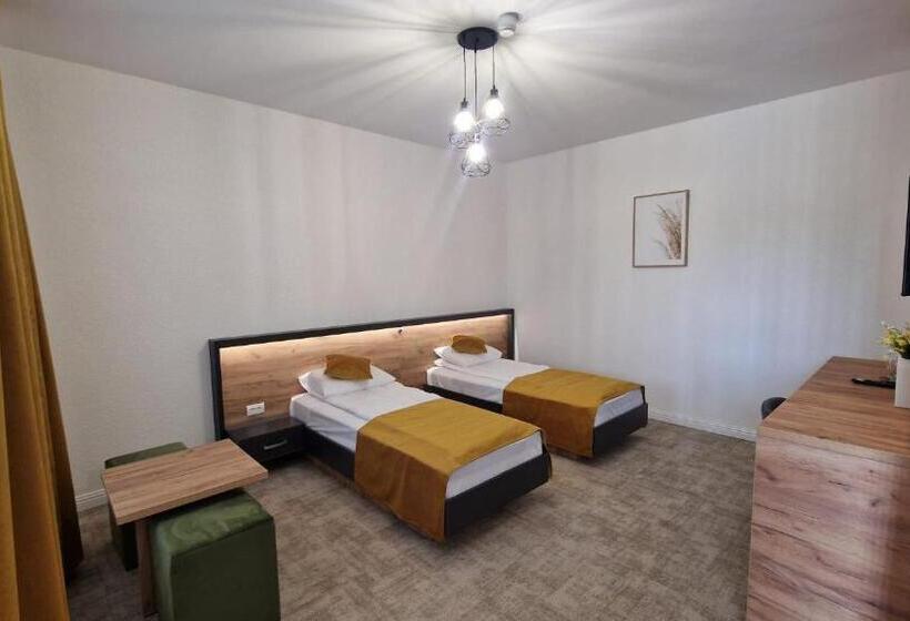 اتاق استاندارد, La Chambre