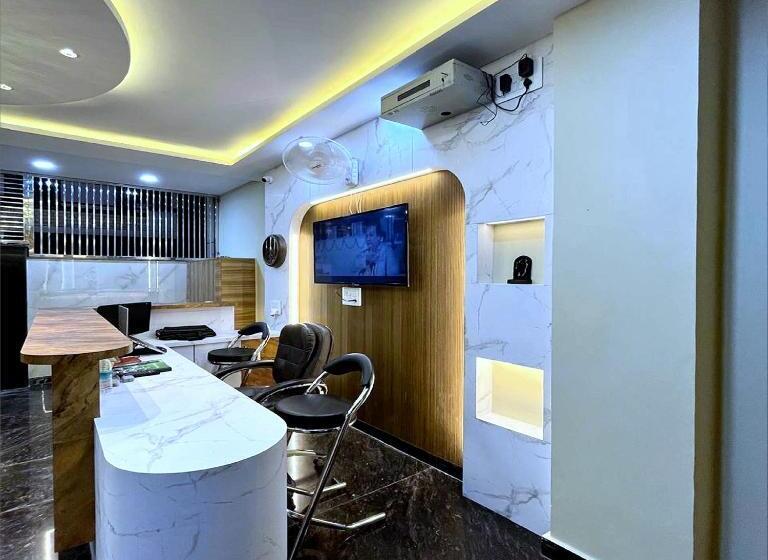 经济房, Vrinda Niddhivan ! Fully Ac, Prem Mandir At Walking Distance ! Just Near The Iskcon Temple   2